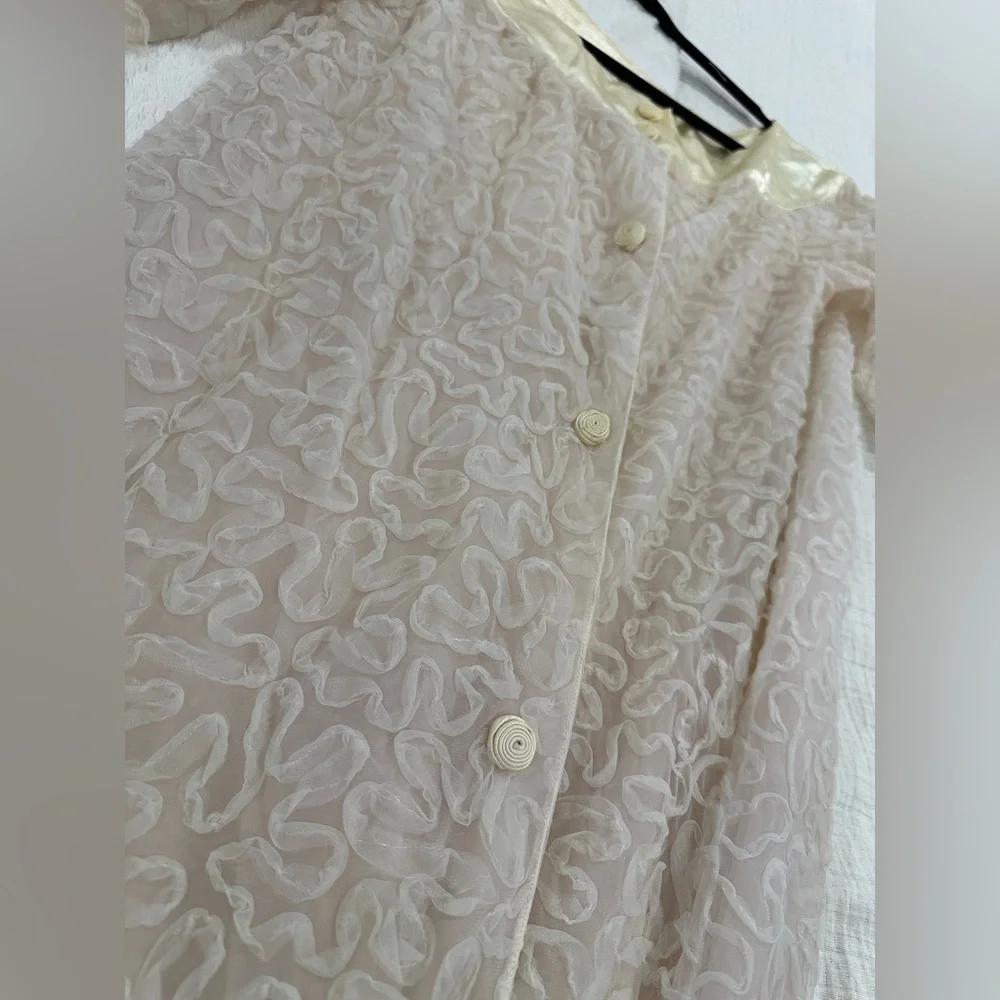 Dior Cream Textured Robe - Picture 9 of 9